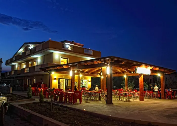 Don Antonio 公寓式酒店 塞利亚马里纳